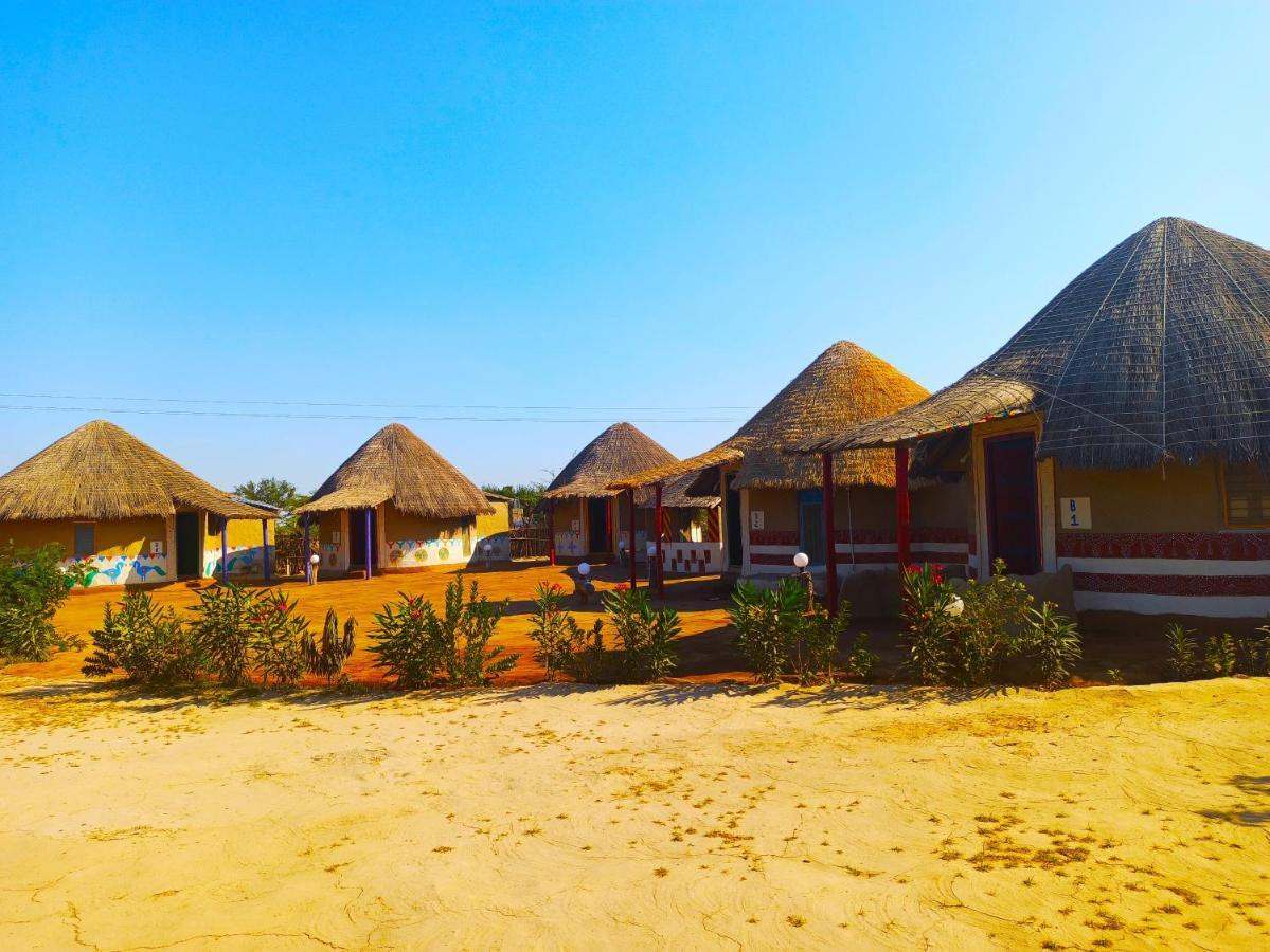 Kutir Craft Village Resort Bherandiala Экстерьер фото