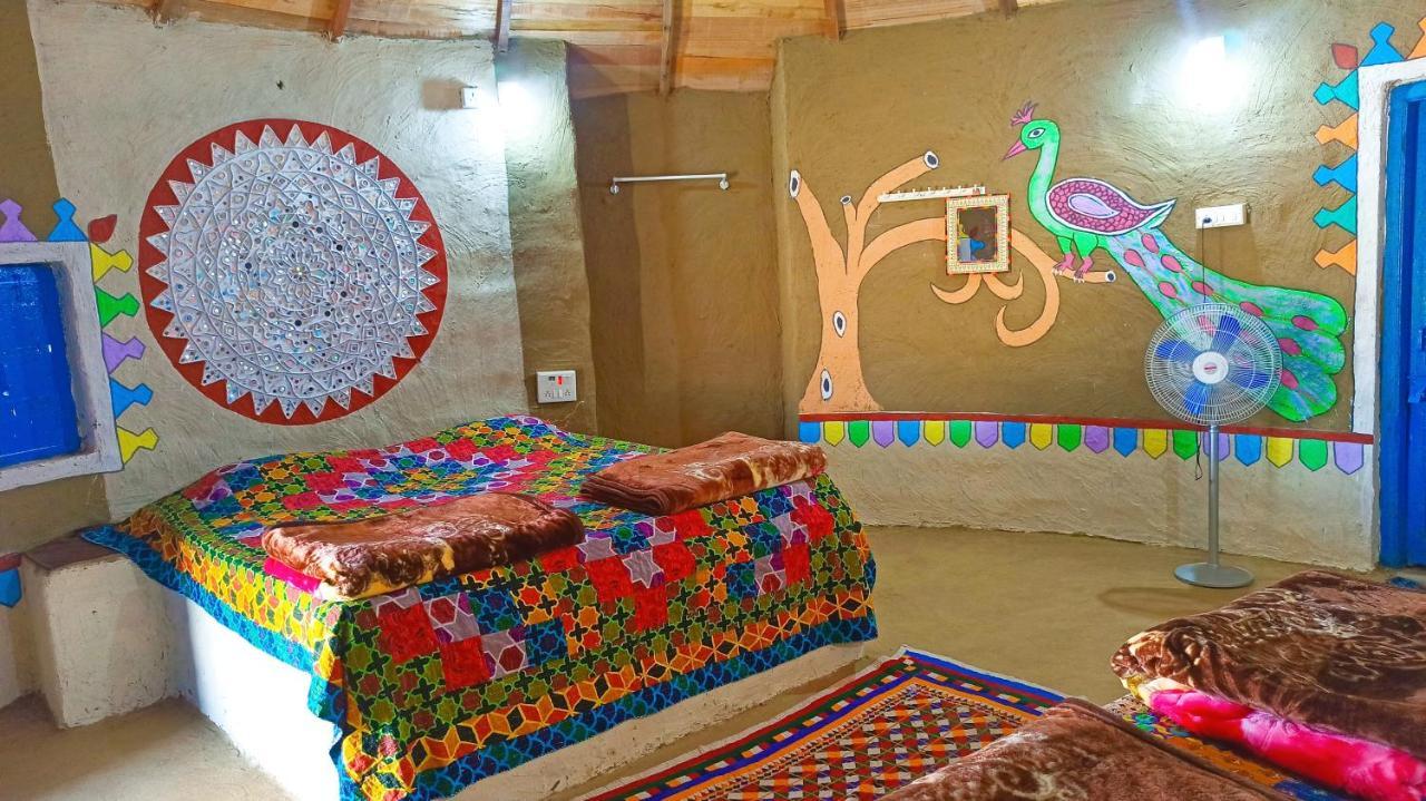 Kutir Craft Village Resort Bherandiala Экстерьер фото