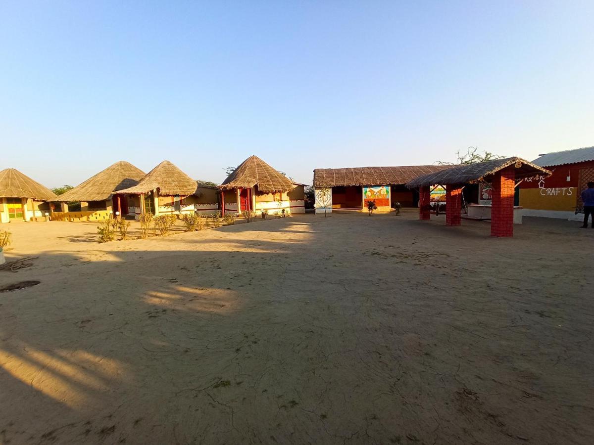 Kutir Craft Village Resort Bherandiala Экстерьер фото