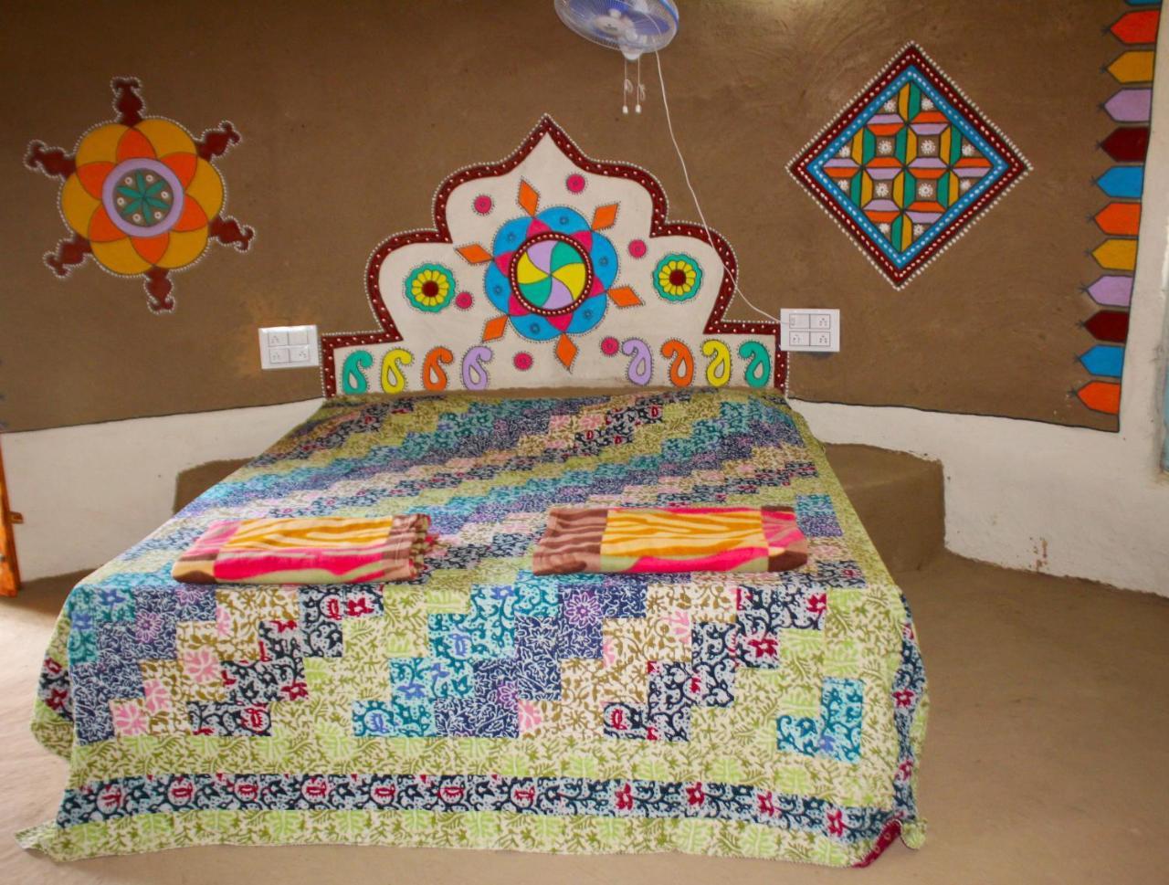 Kutir Craft Village Resort Bherandiala Экстерьер фото