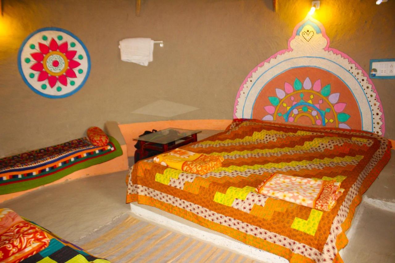 Kutir Craft Village Resort Bherandiala Экстерьер фото
