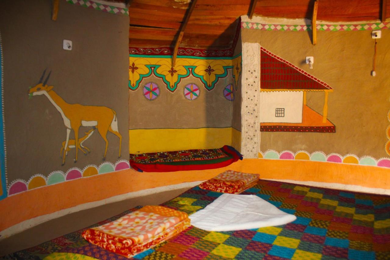 Kutir Craft Village Resort Bherandiala Экстерьер фото